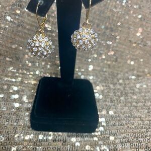 🌸SAKS rhinestone earrings🌸
